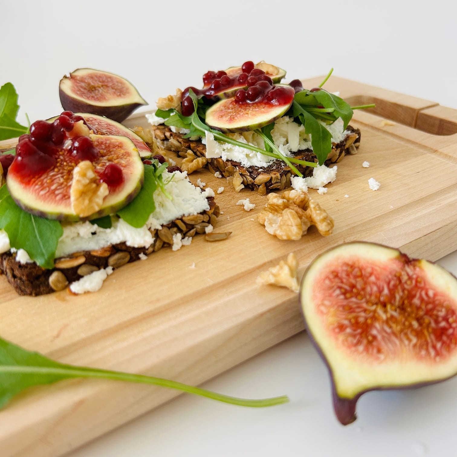 4 Delicious Recipes To Utilize Your Backyard Fig Tree