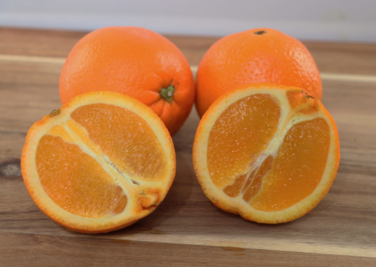 Washington navel orange fruits